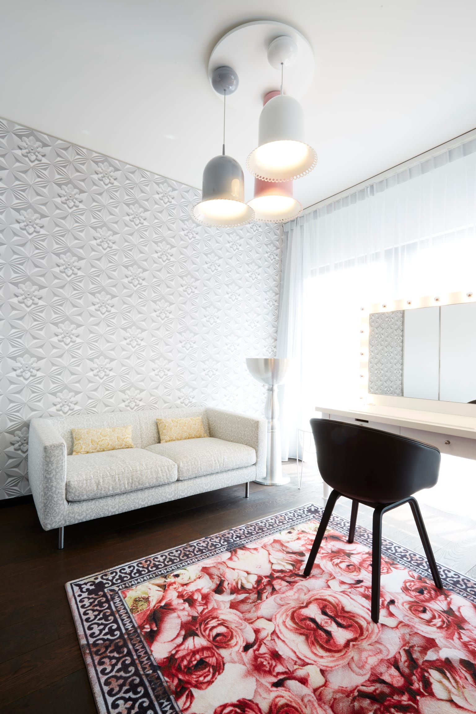 Interior of Kameha Zurich with Boutique Sofa and Lolita suspension light