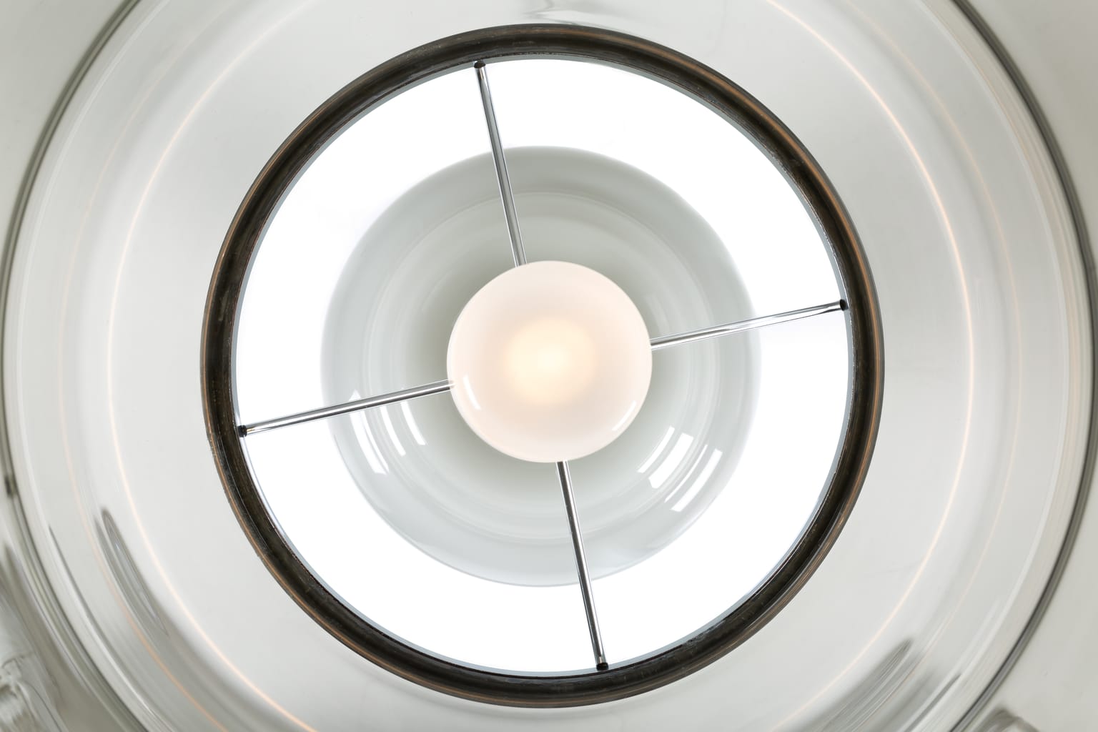 Kaipo TOO table lamp Pewter grey detail light bulb