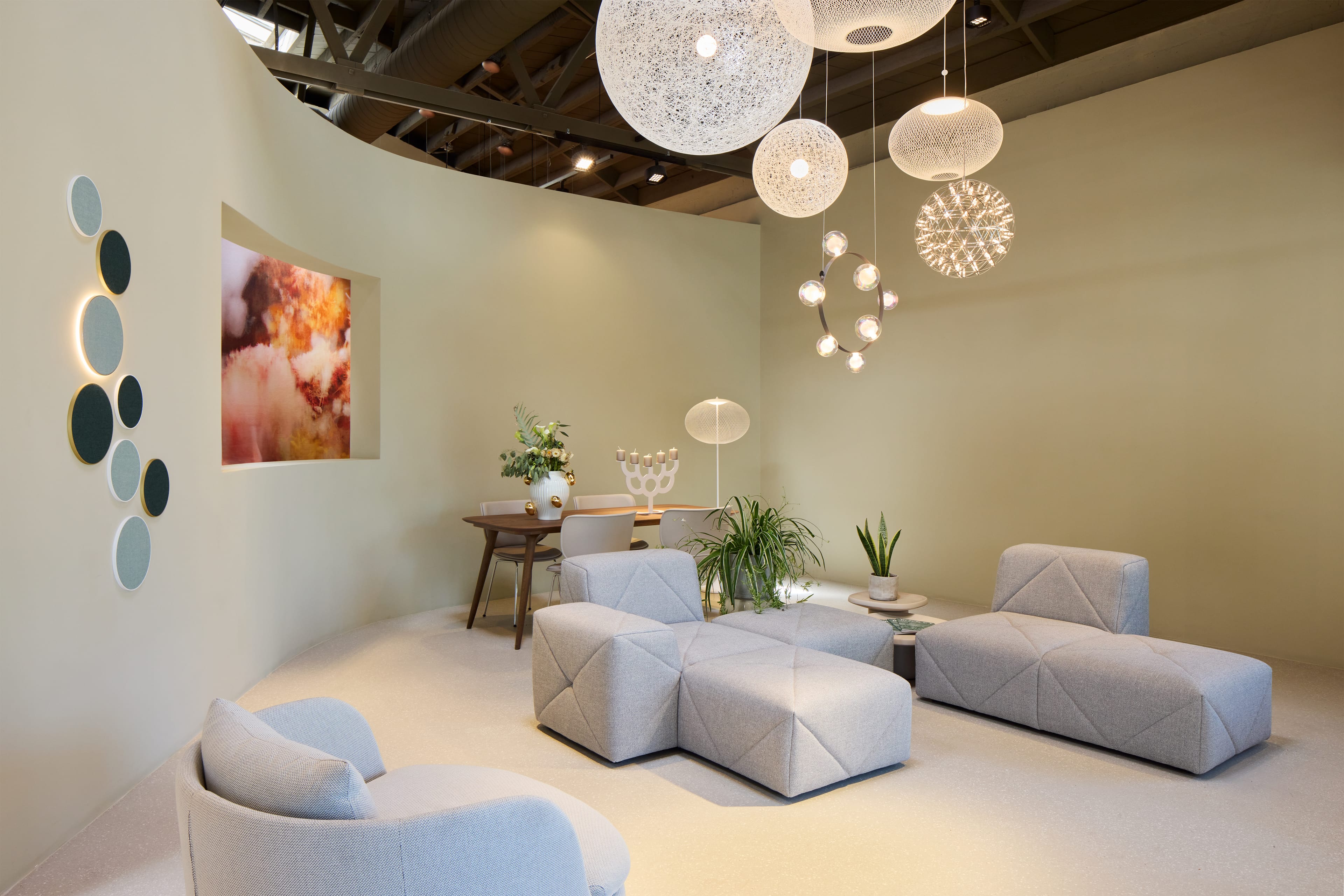 Moooi Showroom Los Angeles