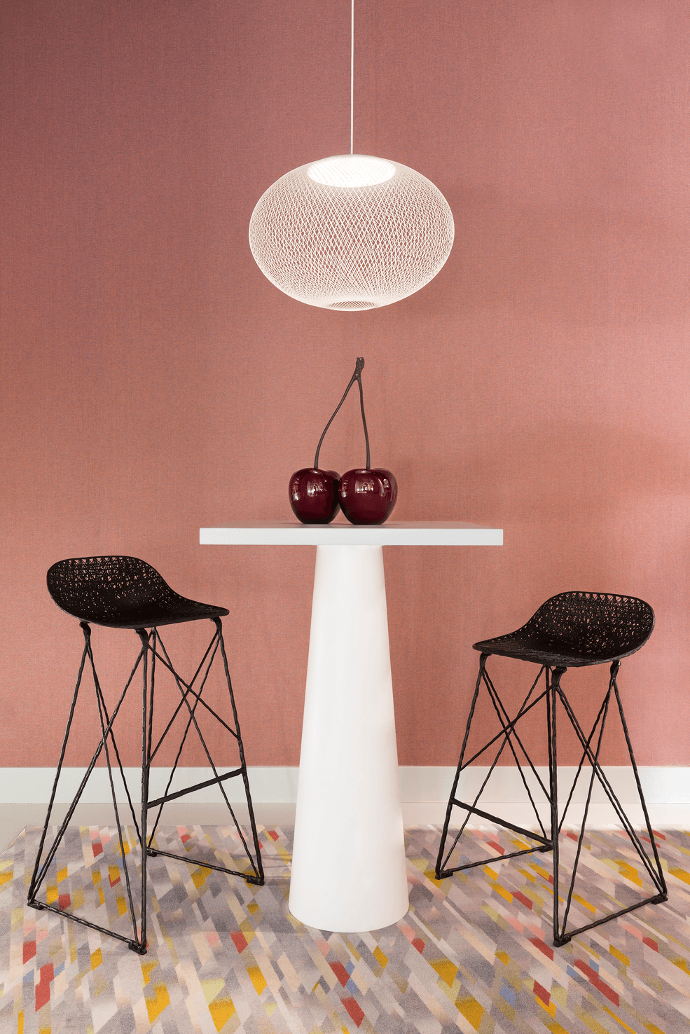 Moooi Carbon Bar Stool , Container Table, NR2 white