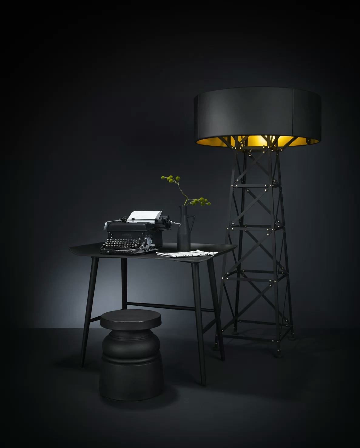 Poetic composition Construction Lamp, Woood desk and Container New Antiques Stool