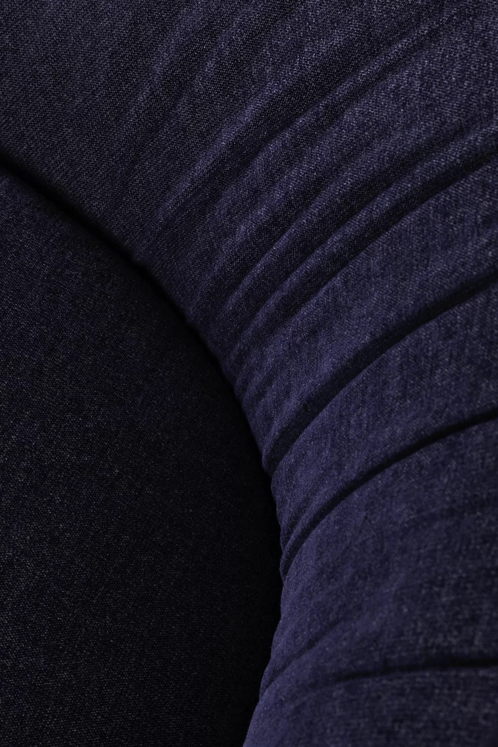 Hana Armchair Wingback detail fabric Liscio Grigio Blu 4