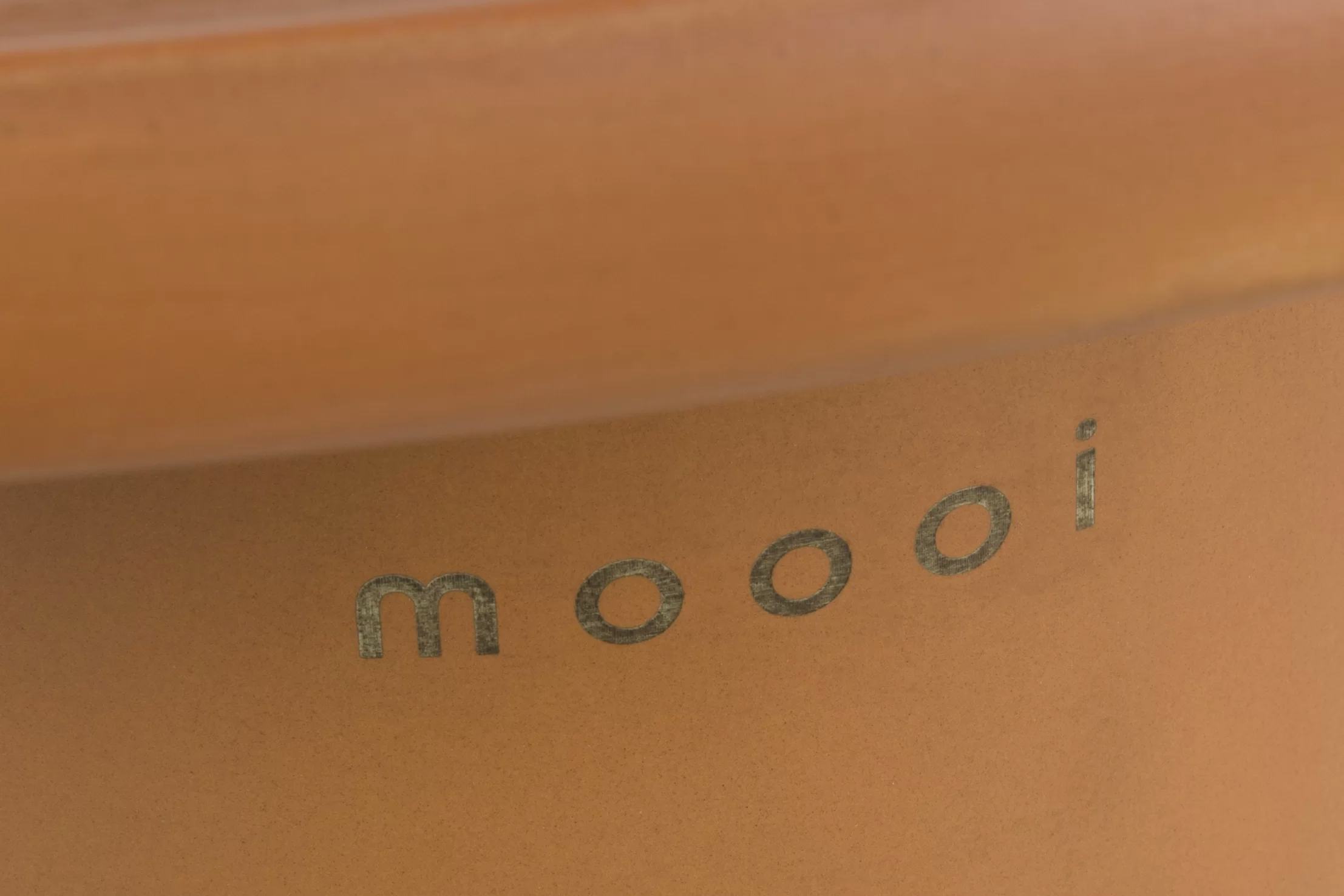 Obon Table square low Terracotta detail 1 Moooi letters