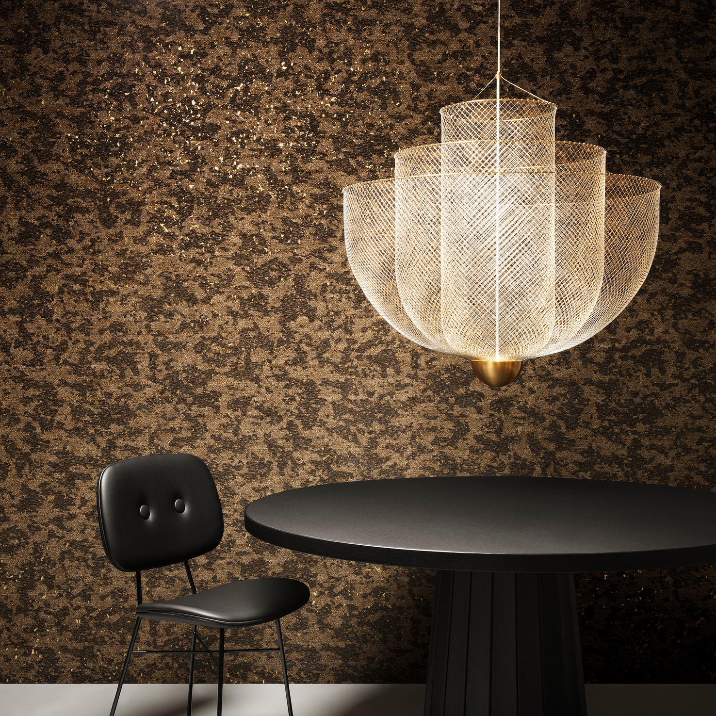 Poetic composition Meshmatics Chandelier, Container Table, The Golden Chair and Moooi Wallcovering
