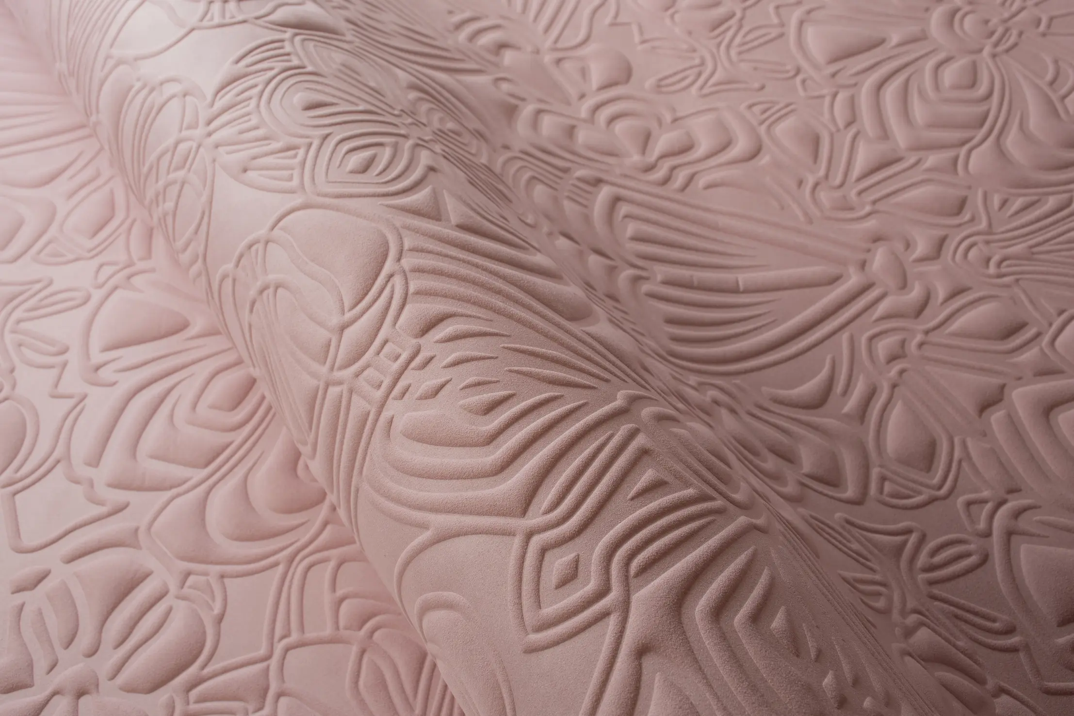 Moooi Wallcovering Mimic Moth petal pink