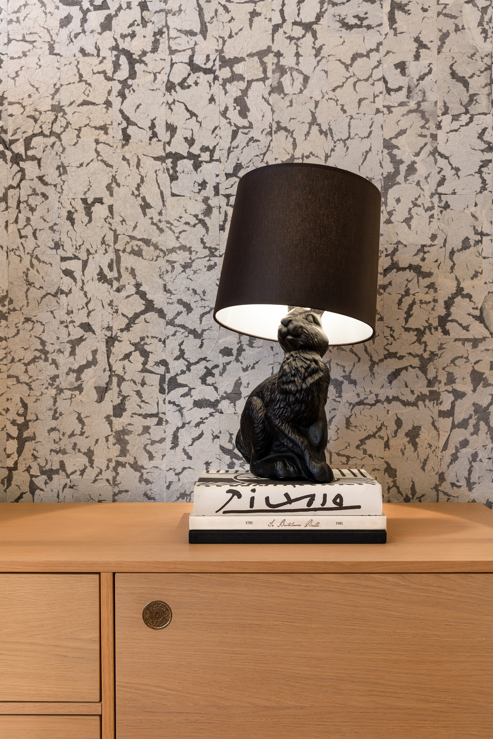 Moooi Rabbit Lamp by Front