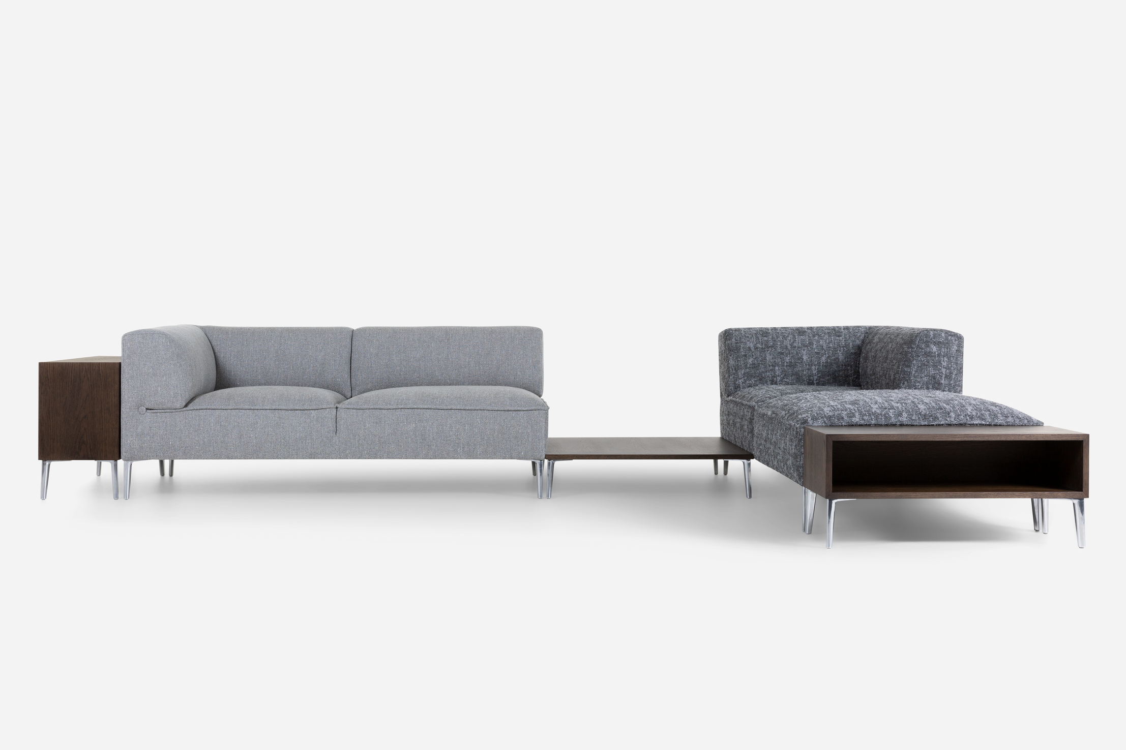 Sofa So Good composition Vesper aluminum and Bearded Leopard jacquard grey