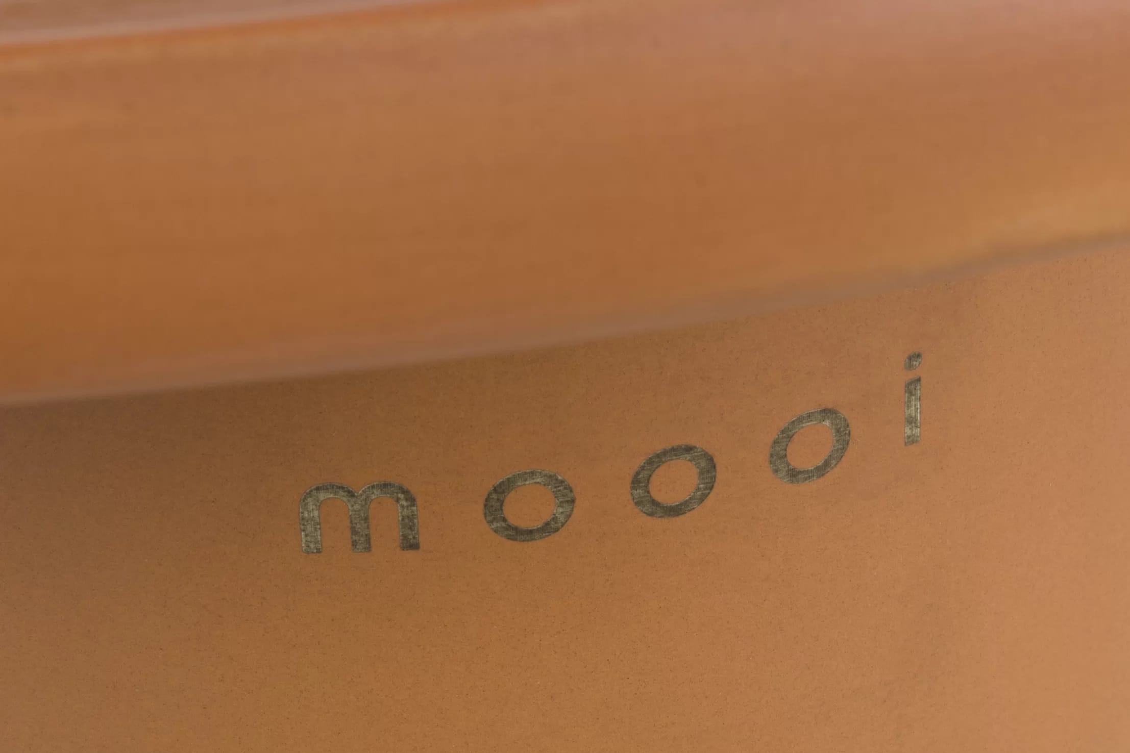 Obon Table square low Terracotta detail 1 Moooi letters